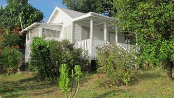 Cottage, 1 Queen Bed, Ocean View | Exterior