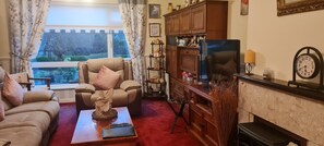 Flat-screen TV - Perrymount Country Home Bed & Breakfast (Gorey)