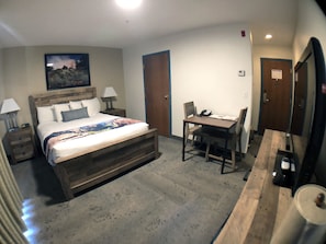 Economy Room, 1 Queen Bed (Near Ice Machine)