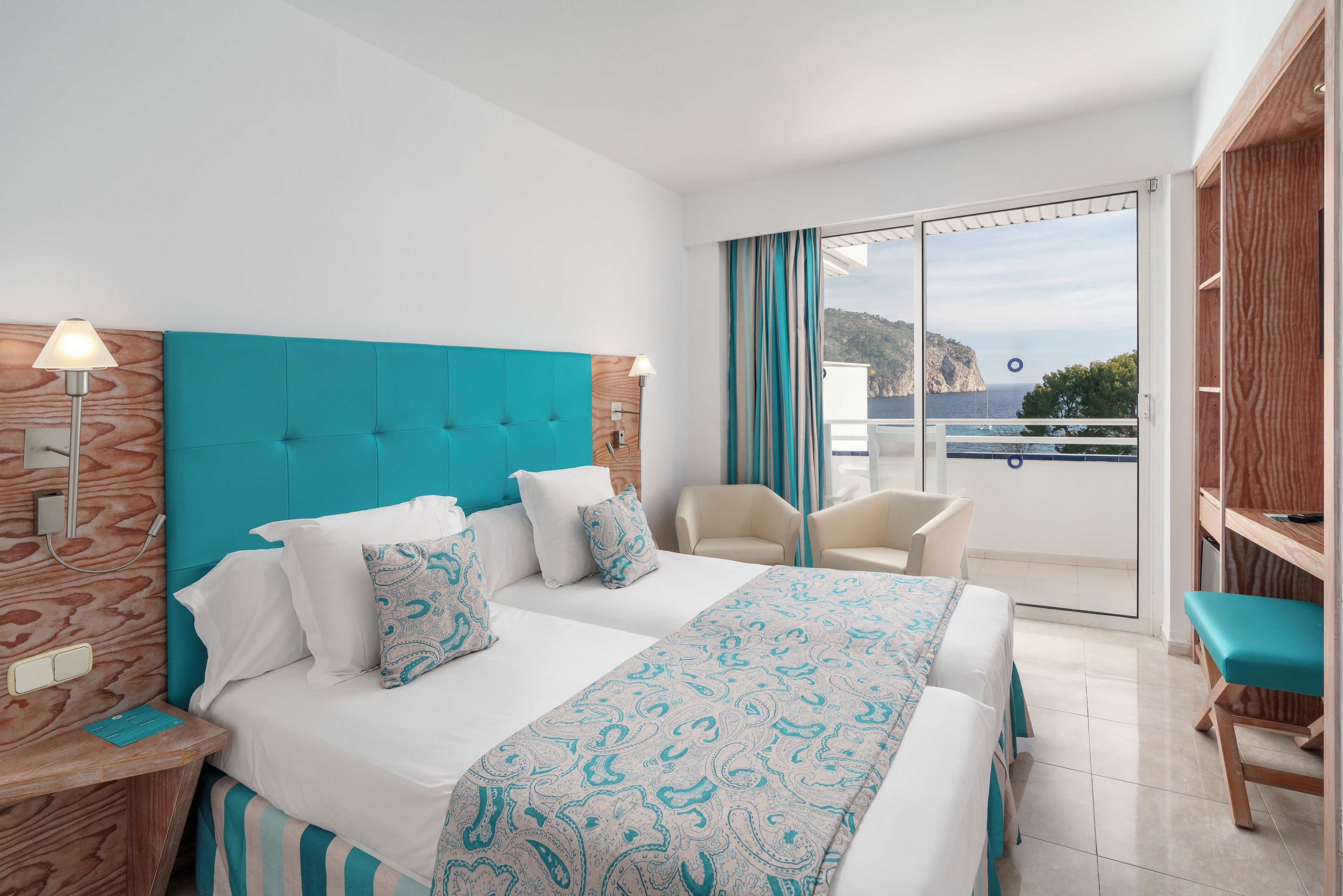 In-room safe, blackout curtains, soundproofing, free WiFi