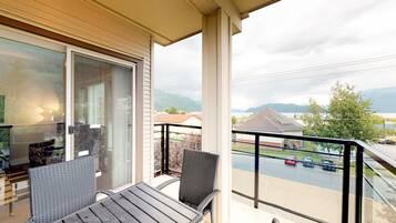 Suite, 2 Schlafzimmer, Seeblick | Ausblick vom Zimmer