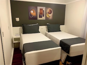 Chambre Premium | Minibar, coffres-forts dans les chambres