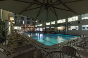 Indoor pool, outdoor pool - Bombinhas Summer Beach Hotel & Spa (Bombinhas)
