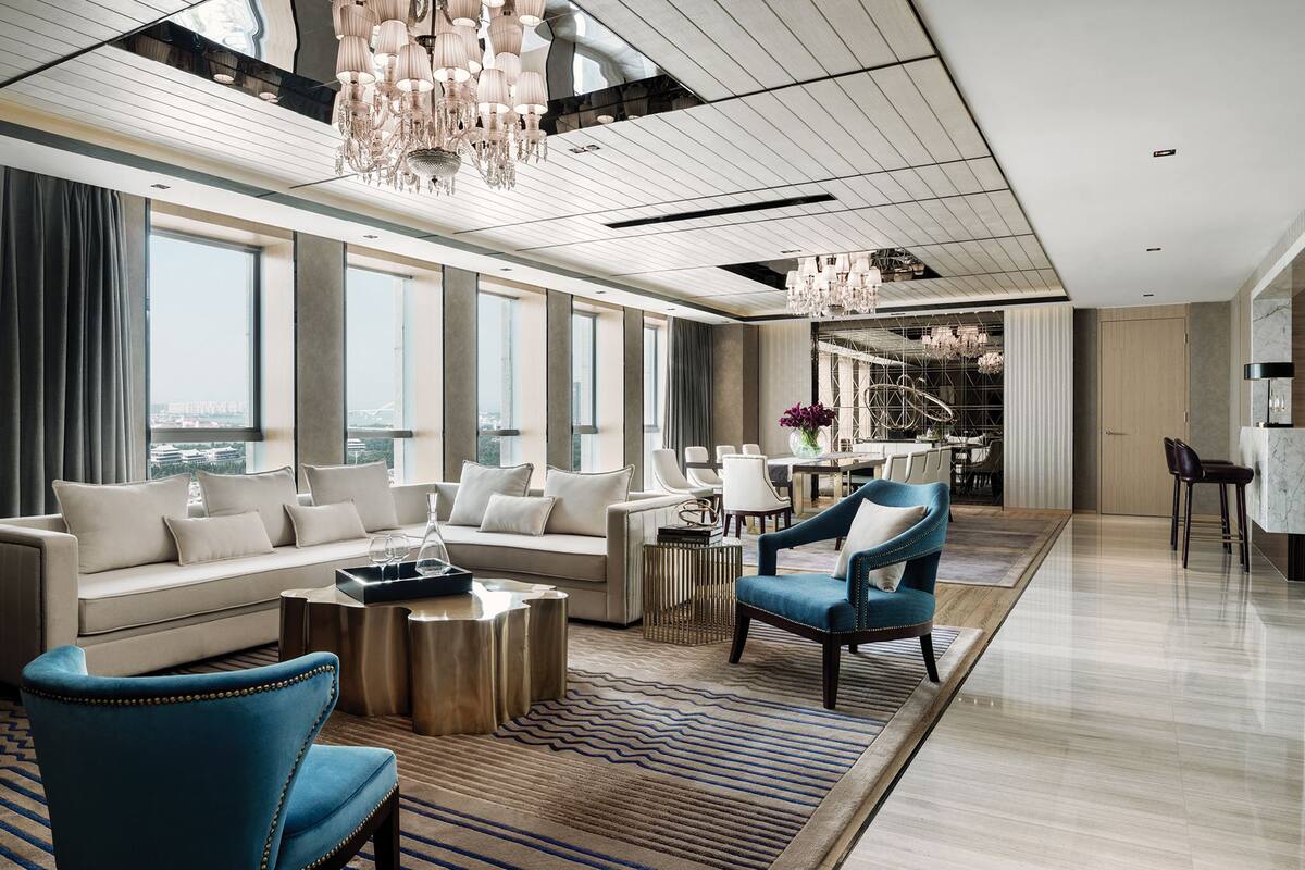 1 bedroom, premium bedding, in-room safe, desk