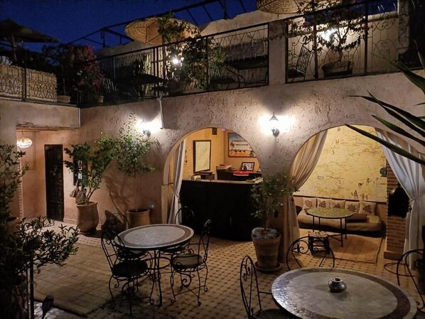 Breakfast, lunch, dinner served; Moroccan cuisine - Riad Maud (Marrakech)