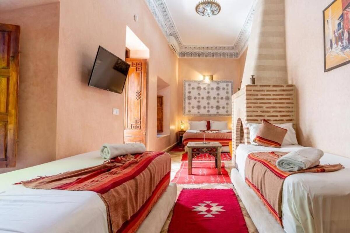 Suite Ambre Oriental | In-room safe, soundproofing, iron/ironing board (on request)