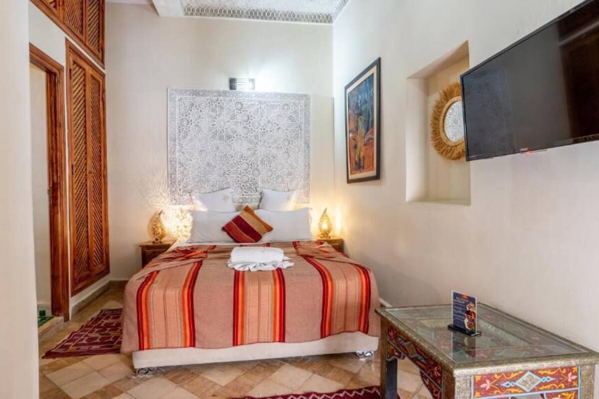 Chambre Double Fleur d'Oranger | In-room safe, soundproofing, iron/ironing board (on request)