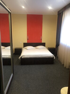 Apartment - Jeppesen Residence (Almaty)