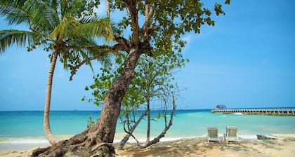 Tunamaya Beach & Spa Resort Tioman Island