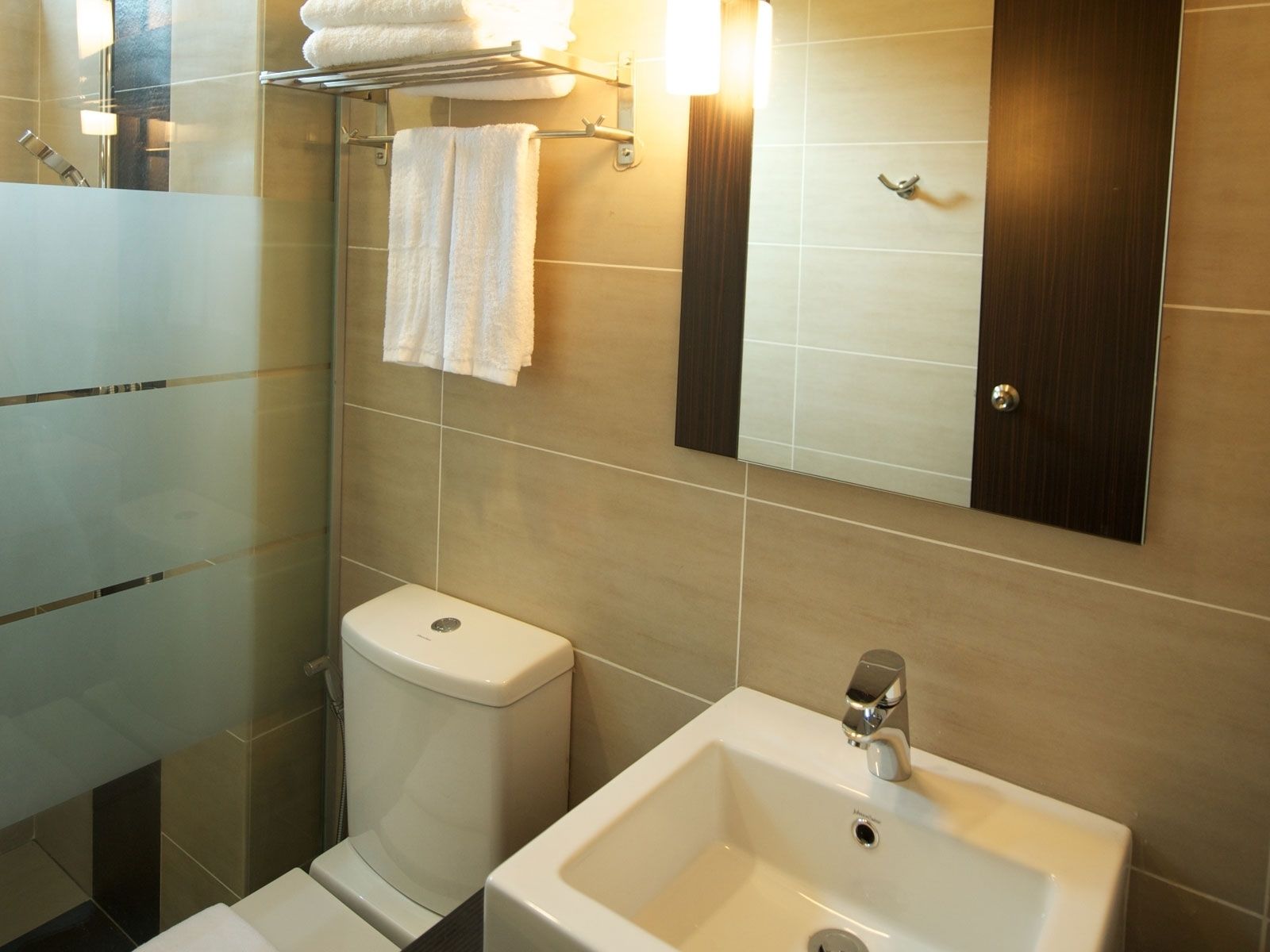 shower, free toiletries, dressing gowns, towels