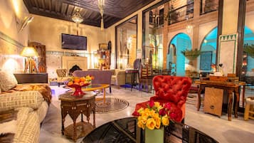 Sala de estar en el lobby