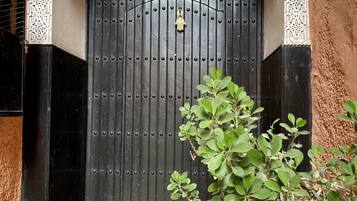 Entrada de la propiedad