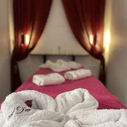 Steam room, Turkish bath, body treatments, body wraps, body scrubs