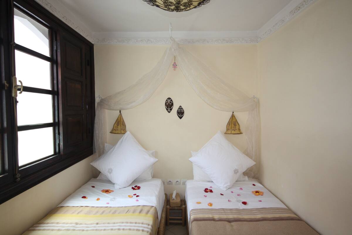 Standard Twin Room, Ensuite