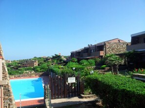 Sæsonbestemt udendørs pool