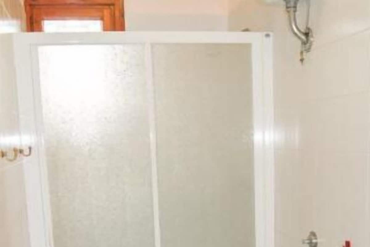 Apartment, 1 Bedroom (4 pax) | Bathroom