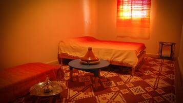 Comfort Double Room, Private Bathroom | Premium bedding, rollaway beds