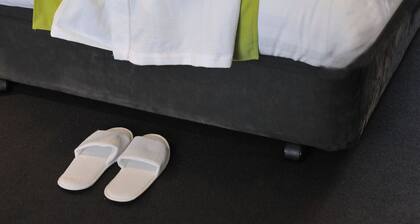 Mercure Melbourne Therry Street