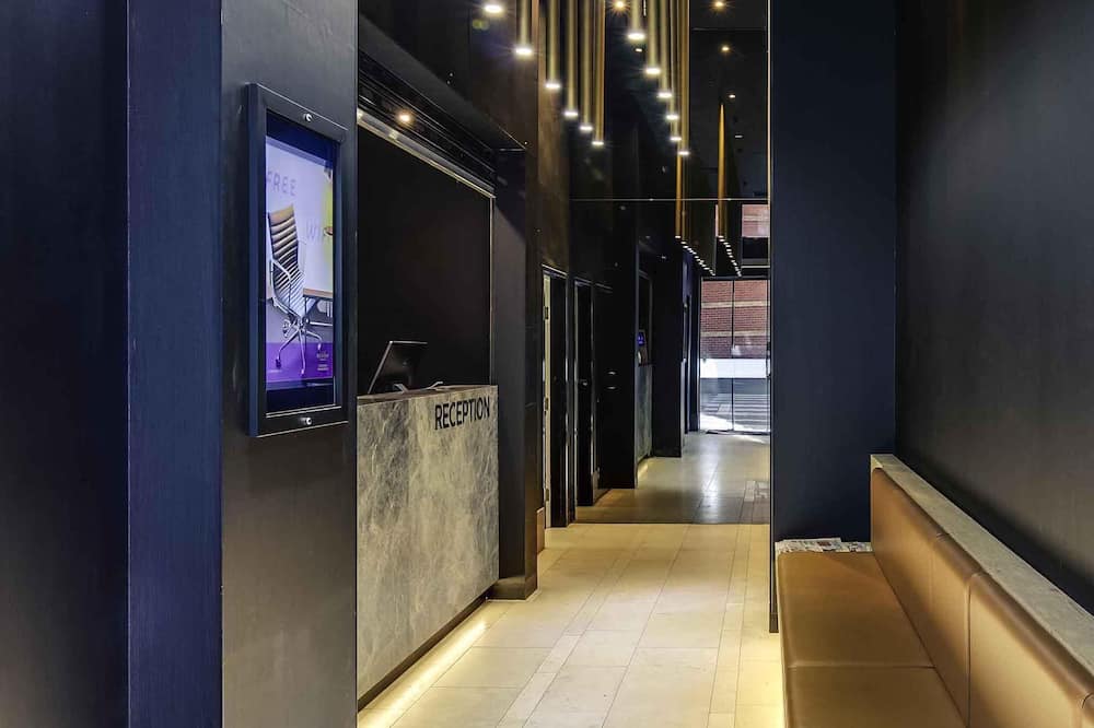 Mercure Melbourne Therry Street