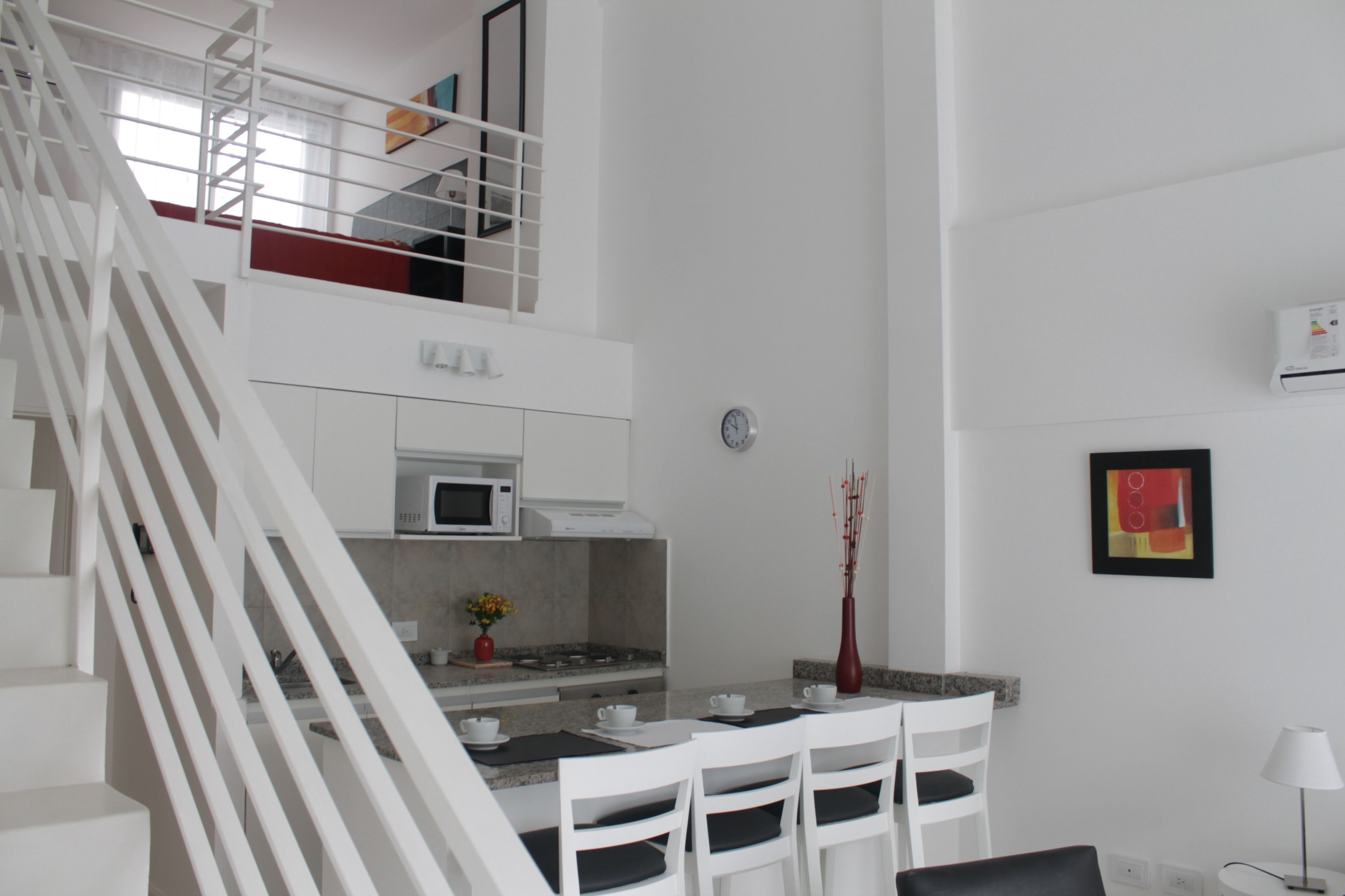 Appartement Duplex Supérieur, 2 chambres | Coin cuisine privé | Grand réfrigérateur, micro-ondes, plaque de cuisson