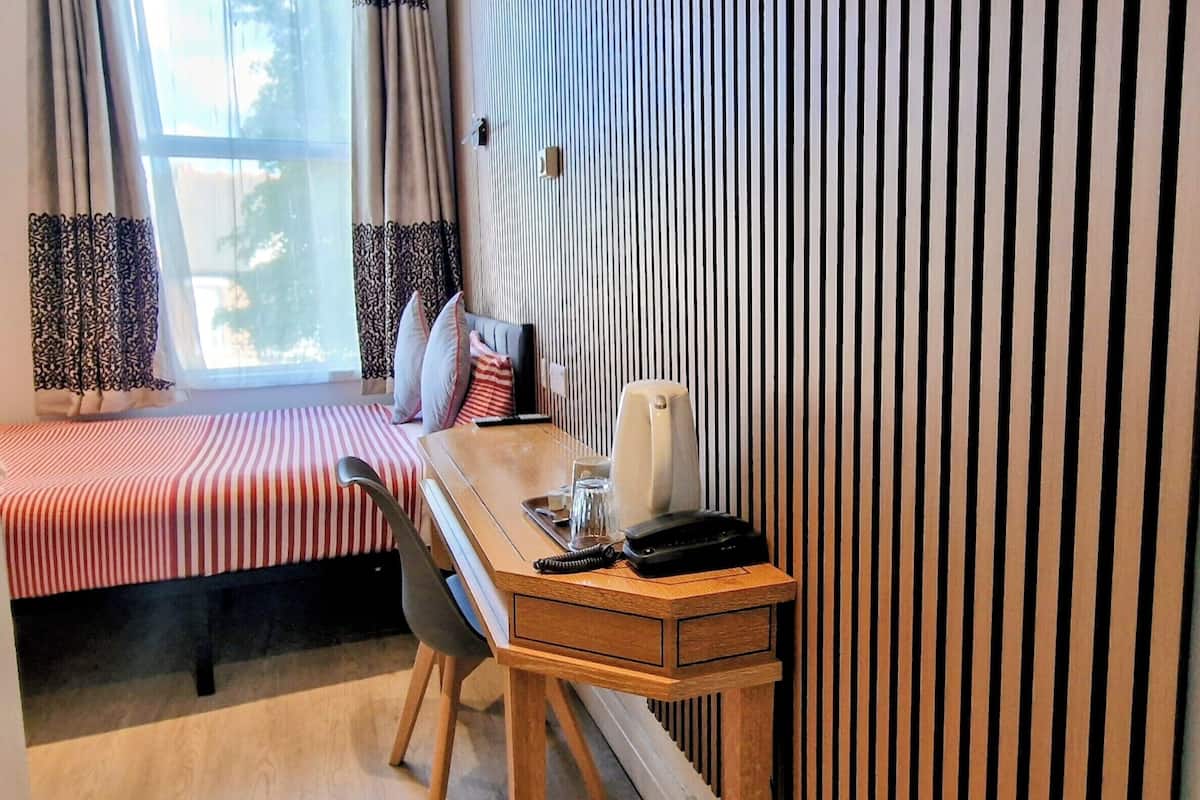 Compact Double Room