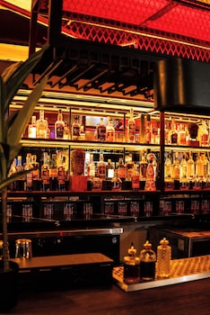 Bar (on property) at The Imperial Hawaii Resort