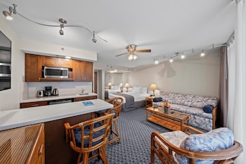 Standard Studio (Ohia) | In-room safe, individually furnished, blackout drapes at The Imperial Hawaii Resort