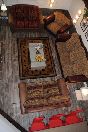 Living area - Park City Condo with 6 beds, 3 bedroom, 3 bath, 4 min to ski, 2 min to Sundance HQ (Park City)