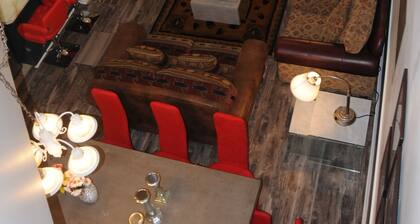 Park City Condo with 6 beds, 3 bedroom, 3 bath, 4 min to ski, 2 min to Sundance HQ