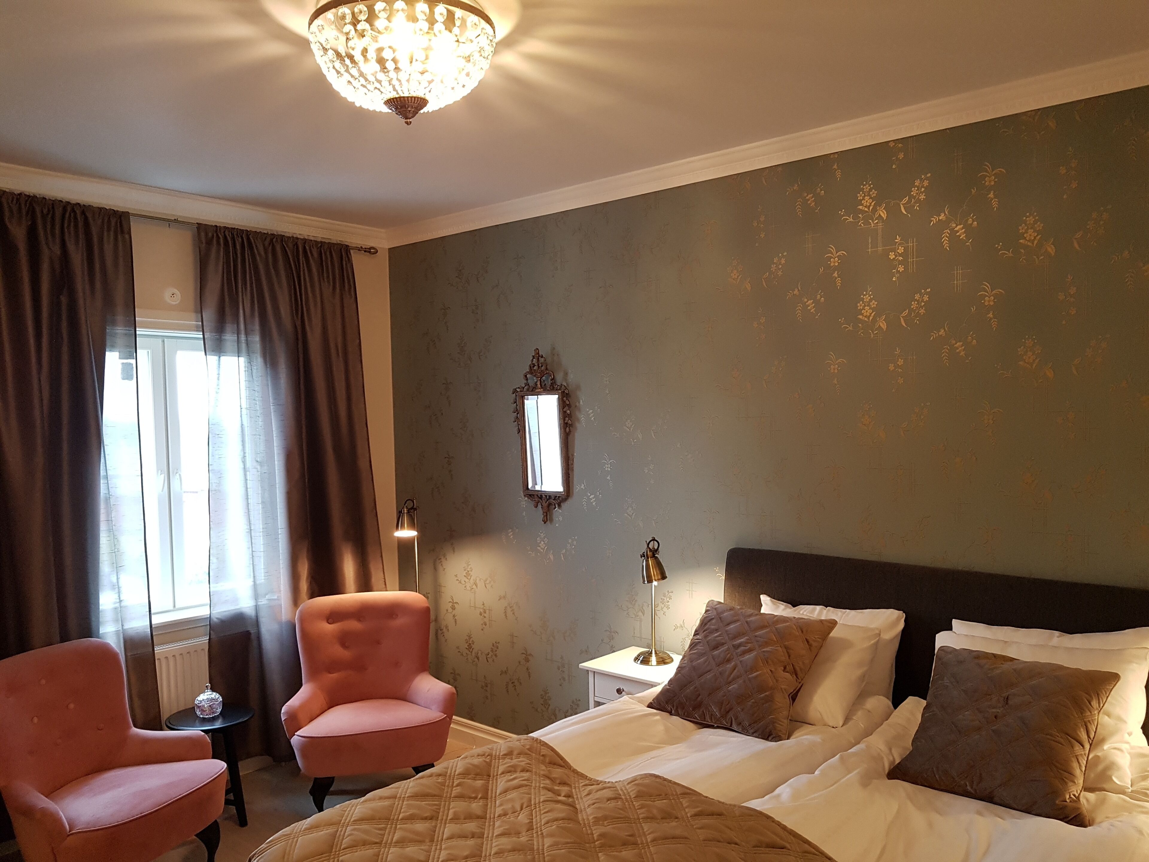 superior double room | 1 bedroom, individually decorated, individually furnished