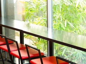 Lobby sitting area - Hotel AreaOne Fukuyama (Fukuyama)