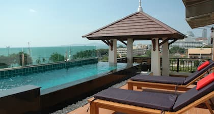 Jomtien Beach Penthouses