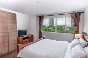 家庭公寓 (Deluxe 2 Bedroom Apartment) | 客房內保險箱、布置獨特、免費無線上網、床單
