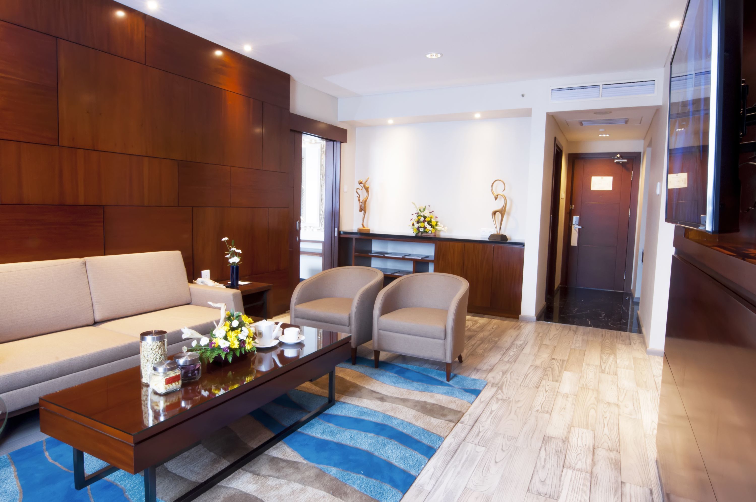 royal suite | living room | lcd tv
