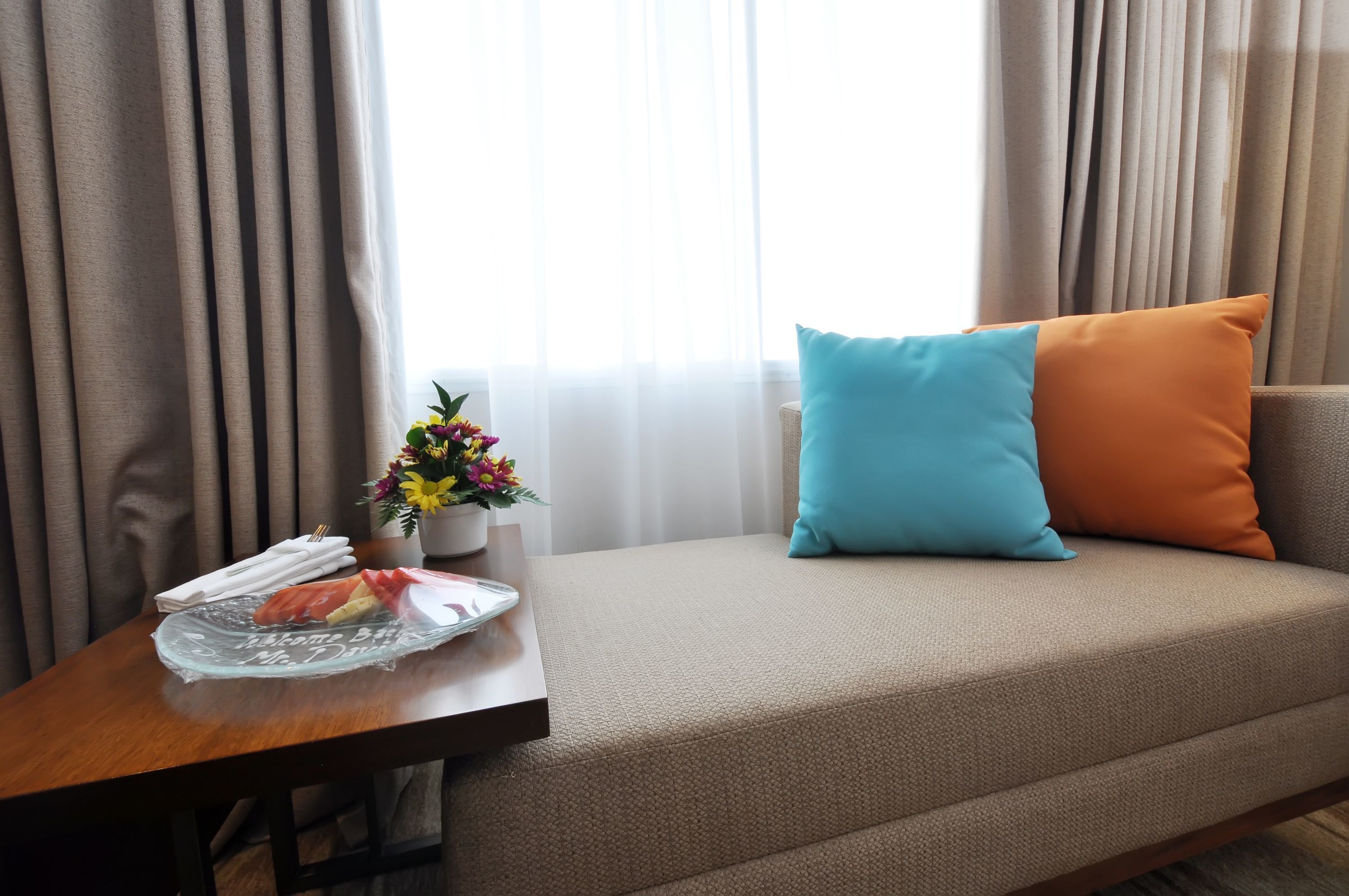 premium bedding, in-room safe, desk, free wifi