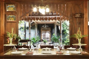 Restaurant - Melva Balemong (Ungaran)