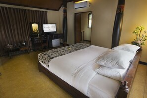 Executive Room - Melva Balemong (Ungaran)