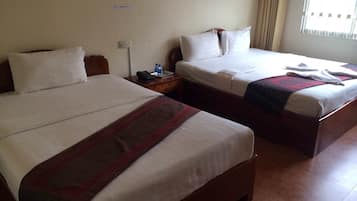 Standard Double or Twin Room with Fan  | Minibar, desk, soundproofing, free WiFi