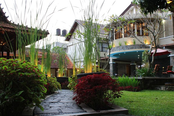 Pemandangan taman