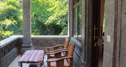 Citrus Tree B&B - Arik