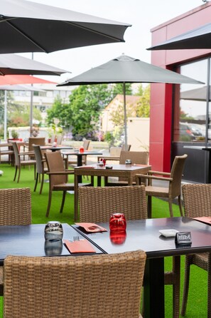 Exterior -  Brit Hotel Essentiel CHOLET (Cholet)