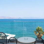Triton Hotel
