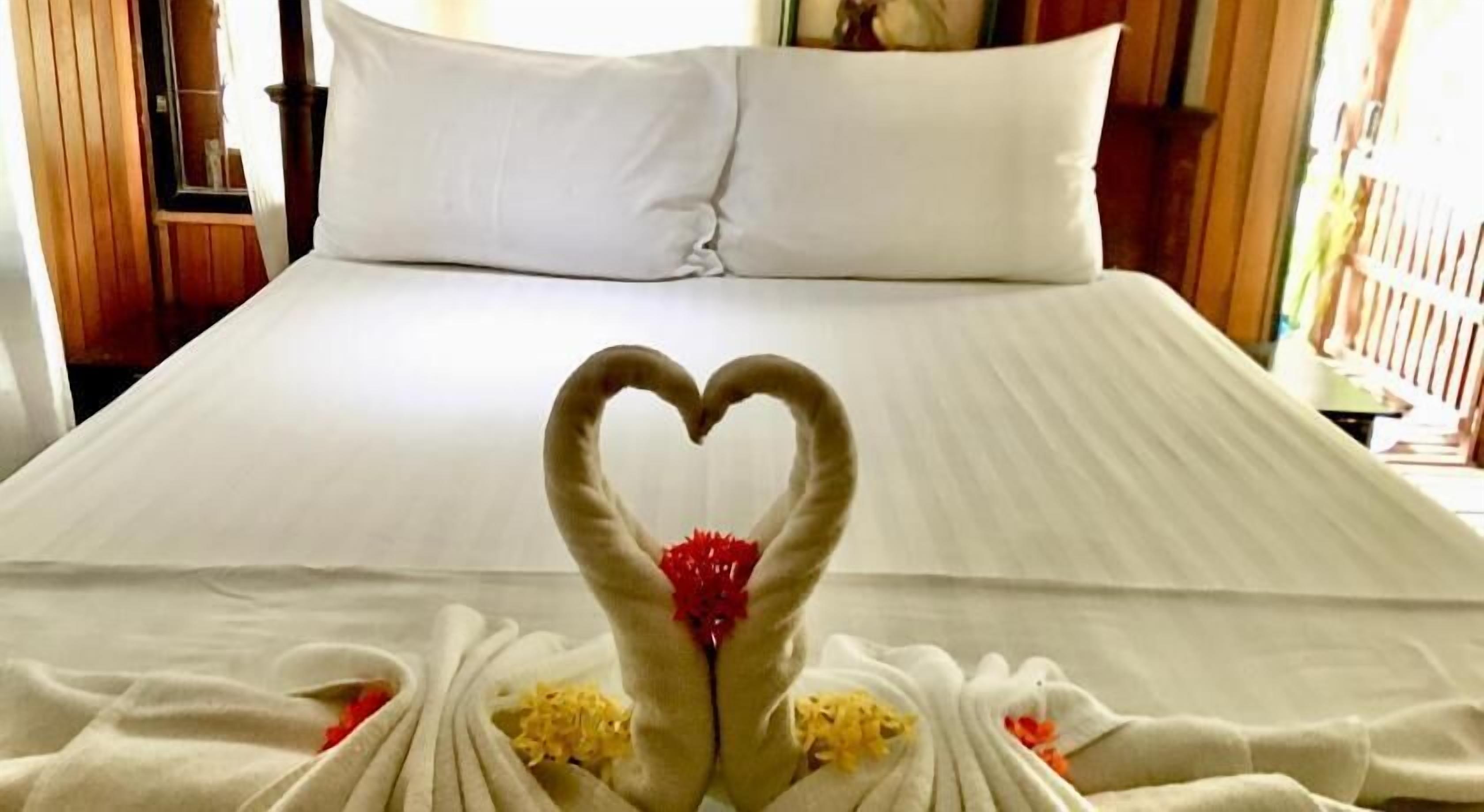 Minibar, desk, rollaway beds, free WiFi
