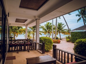 Deluxe Bungalow, 1 King Bed, Balcony, Garden View | Terrace/patio