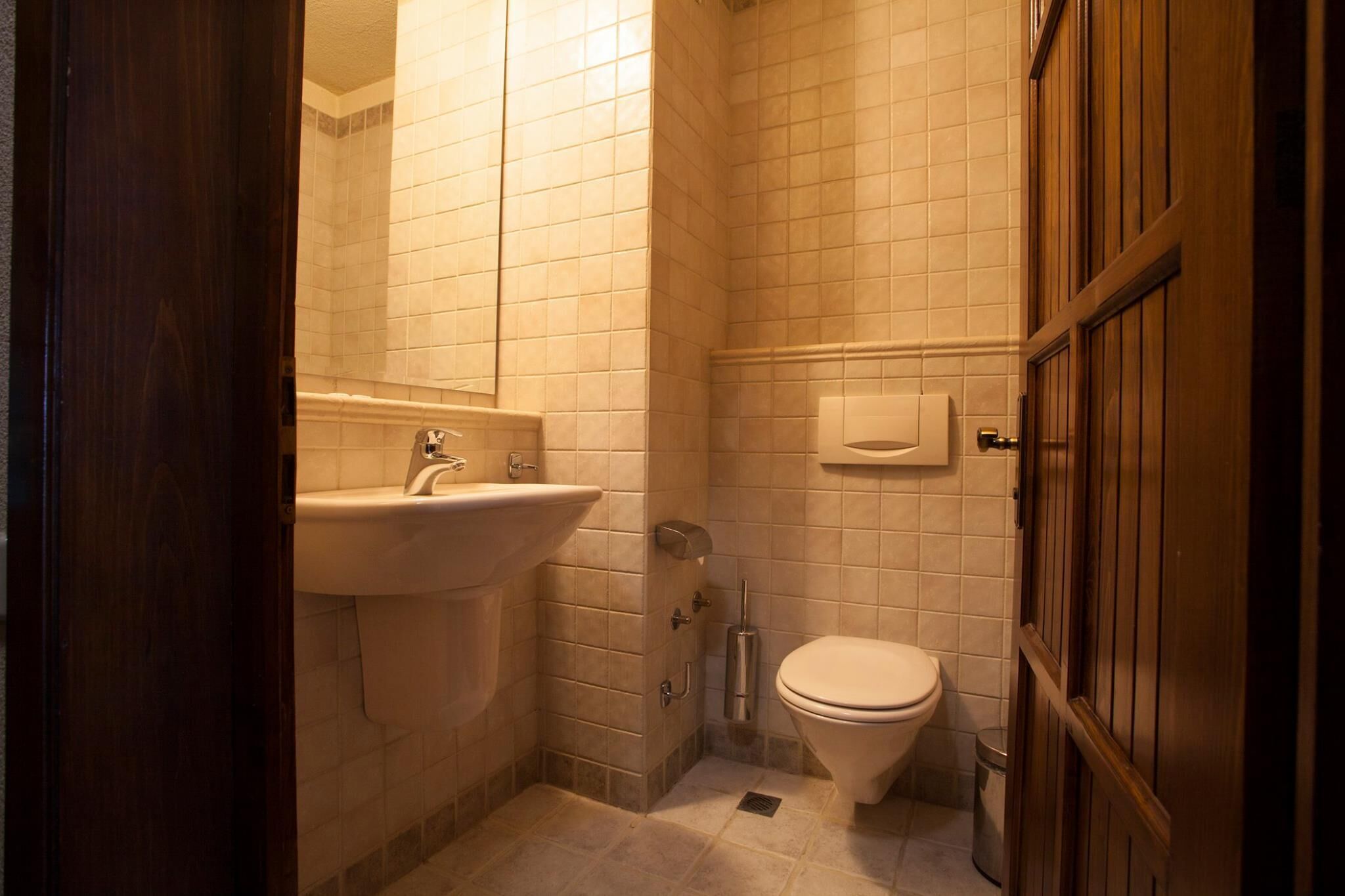 double or twin room (free safe, parking & spa access) | bathroom | combined shower/bathtub, hair dryer, towels