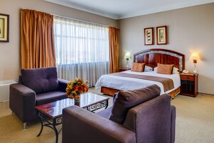 Deluxe Double Room | Minibar, in-room safe, desk, free WiFi