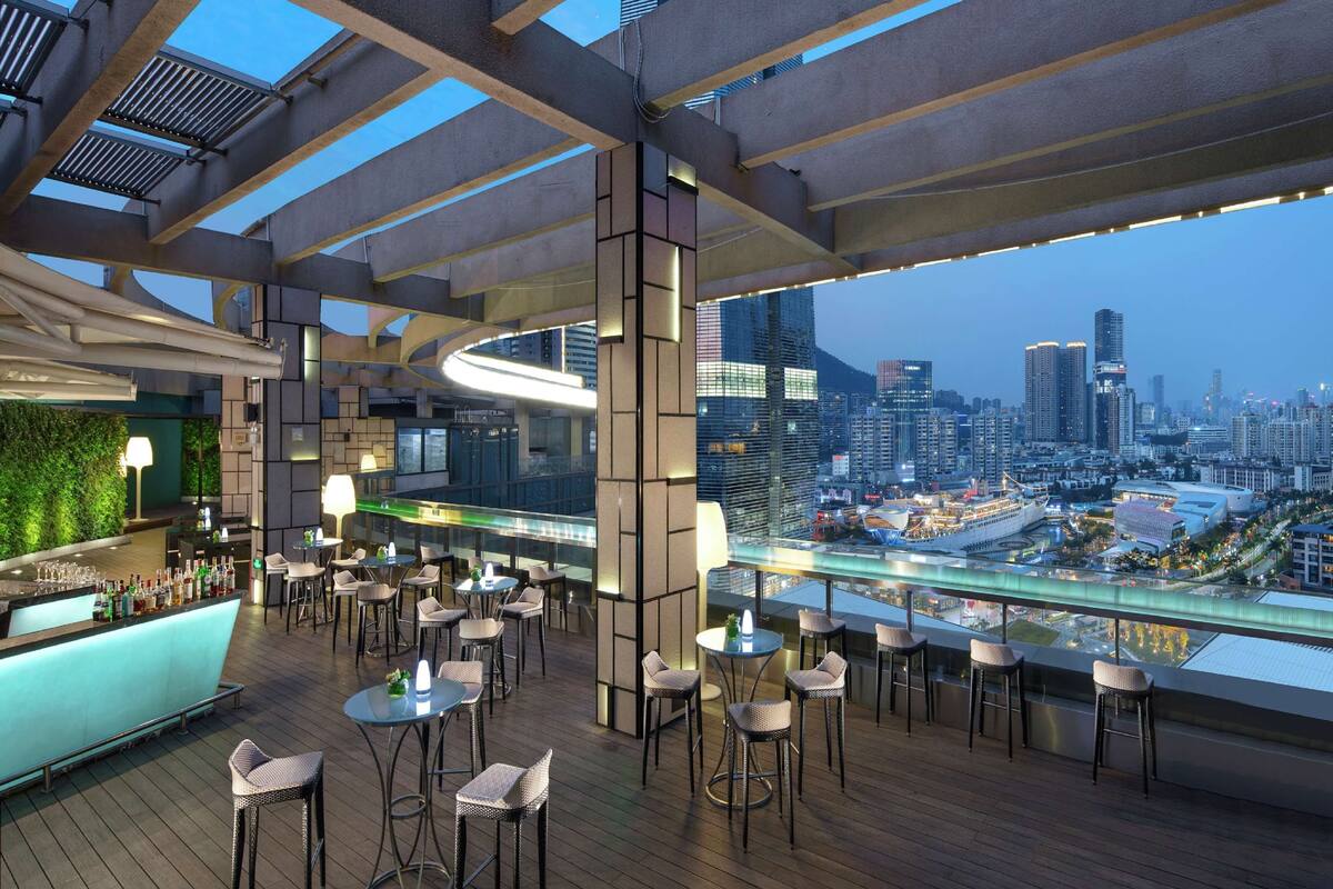 cocktail bar, beach views, open daily