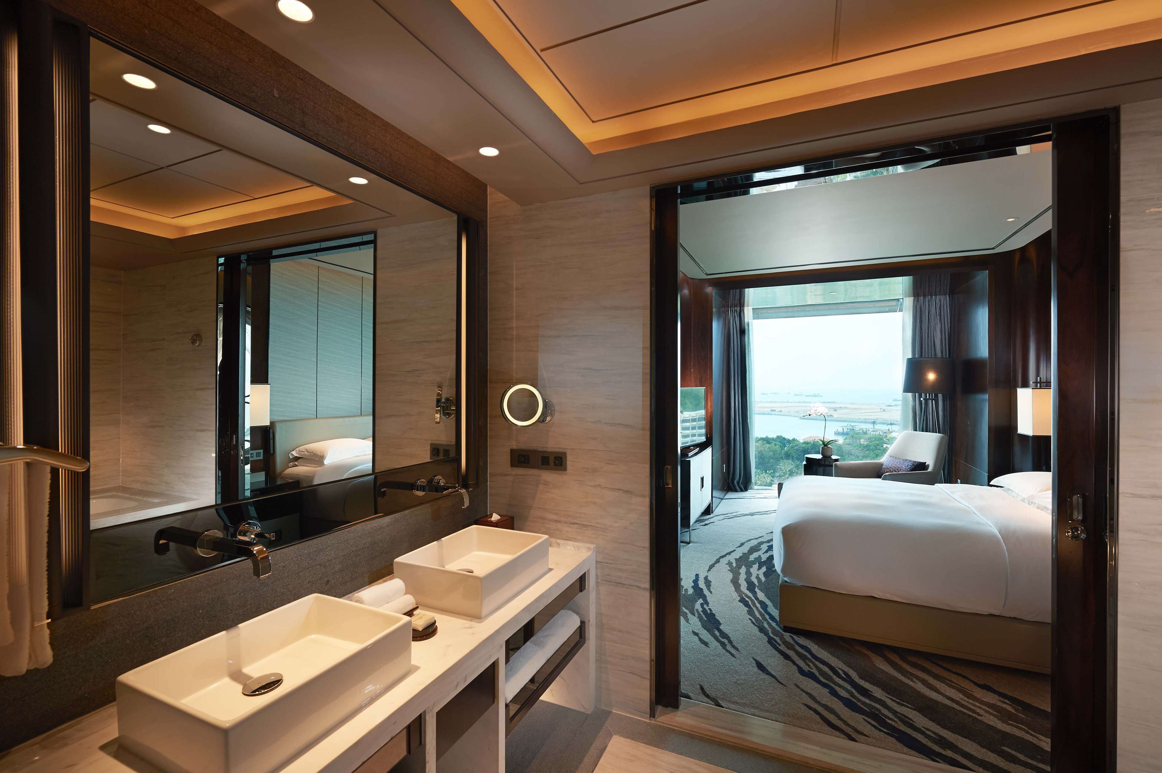 免費梳洗用品、風筒、拖鞋、提供毛巾