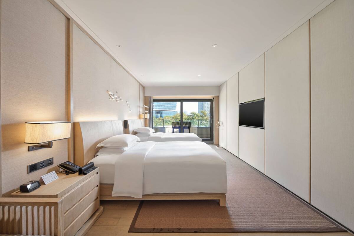 twin deluxe room nanhai wing | view from room