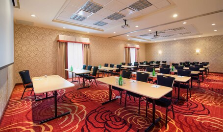 Homewood Suites by Hilton Winnipeg Airport Polo Park, MB - Image 21